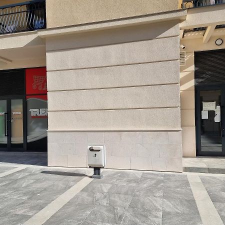 Fantastic New Centre Apartment ポドゴリツァ エクステリア 写真