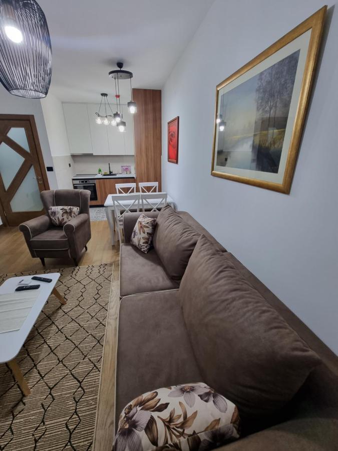 Fantastic New Centre Apartment ポドゴリツァ エクステリア 写真