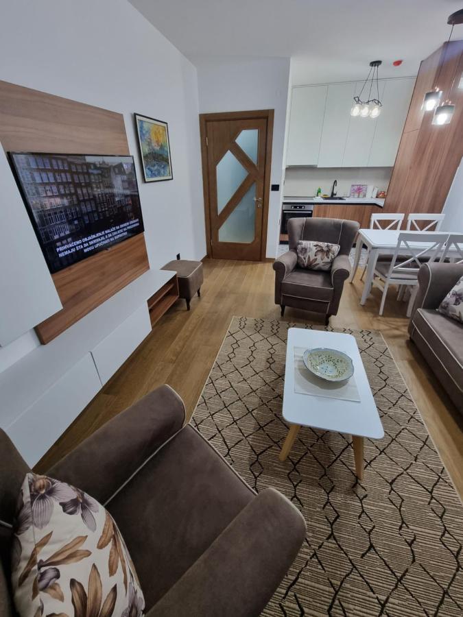 Fantastic New Centre Apartment ポドゴリツァ エクステリア 写真