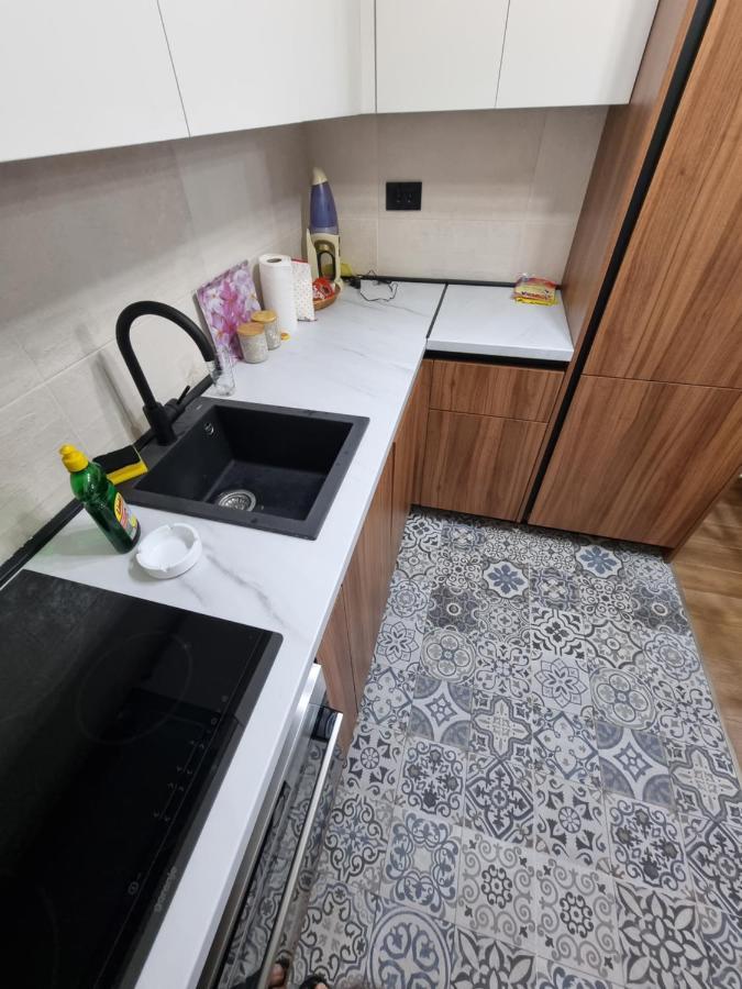 Fantastic New Centre Apartment ポドゴリツァ エクステリア 写真