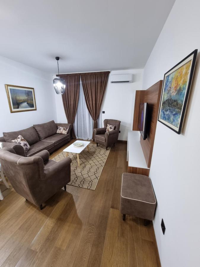 Fantastic New Centre Apartment ポドゴリツァ エクステリア 写真